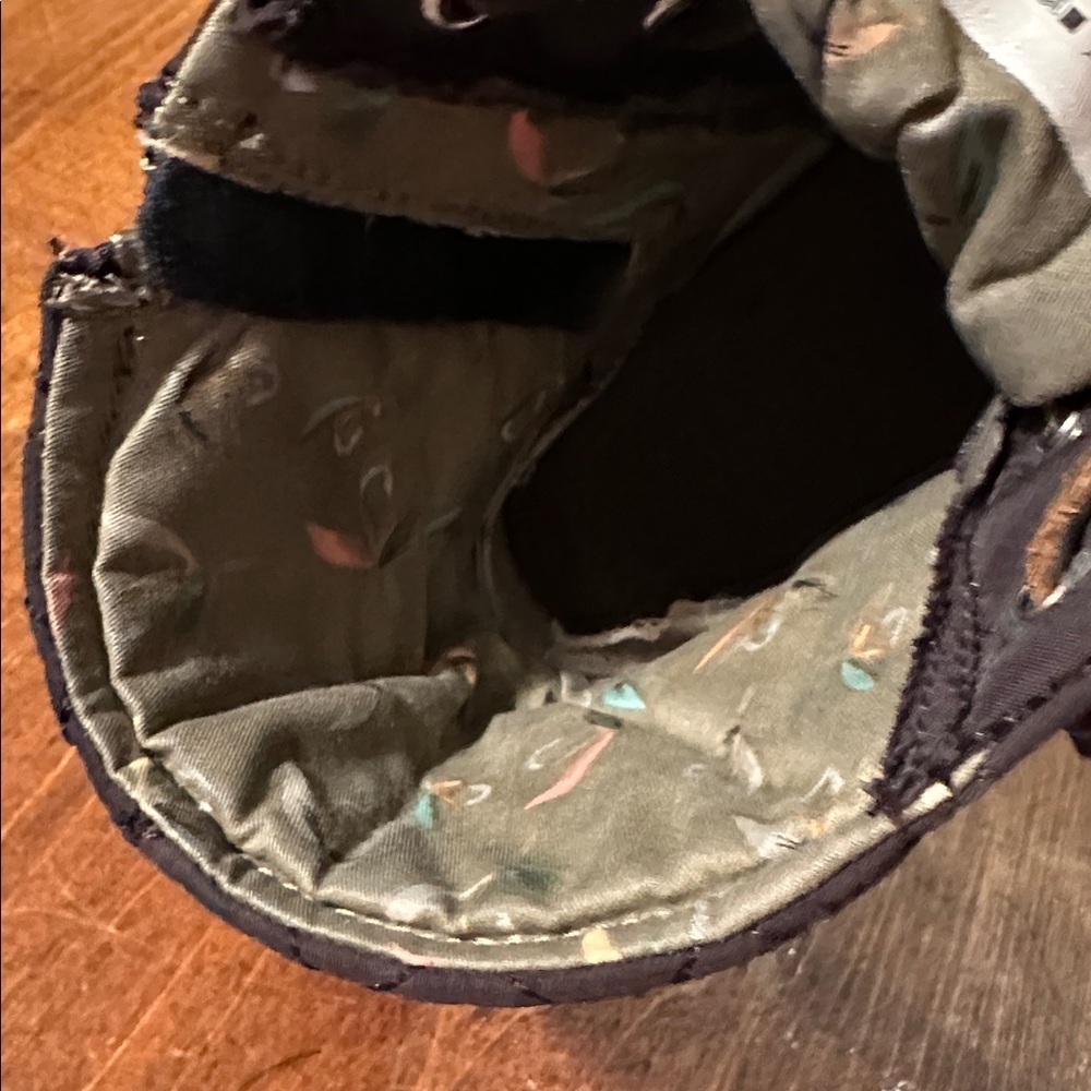 Sperry Saltwater Quilted Nylon Duck Boots - Picture 4 of 8